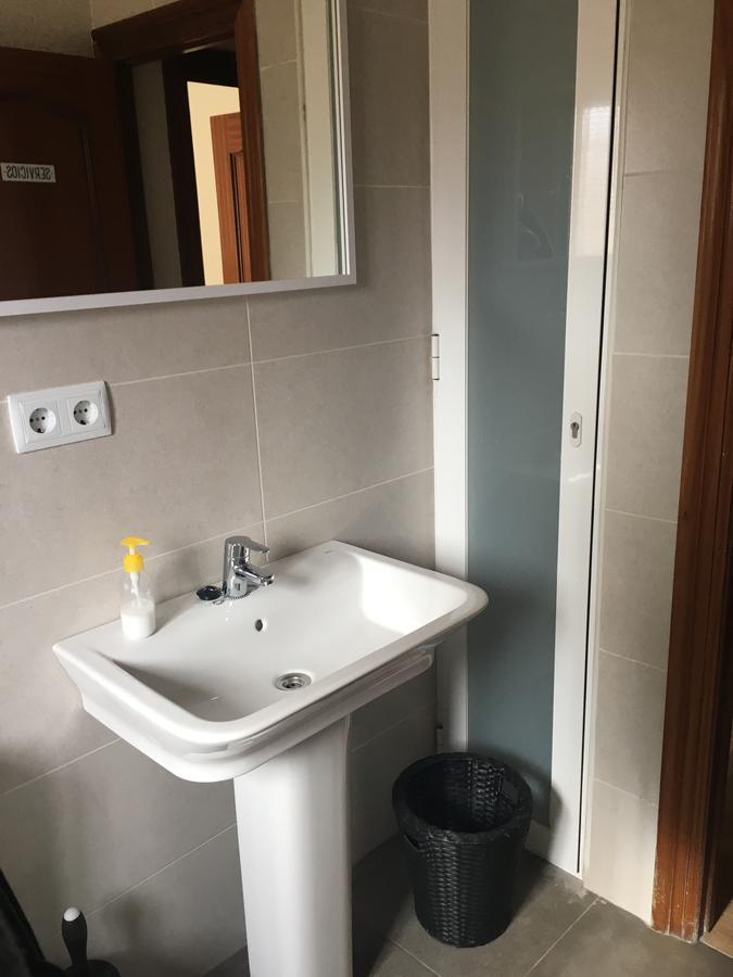 Pension Blanquita Logrono Bagian luar foto