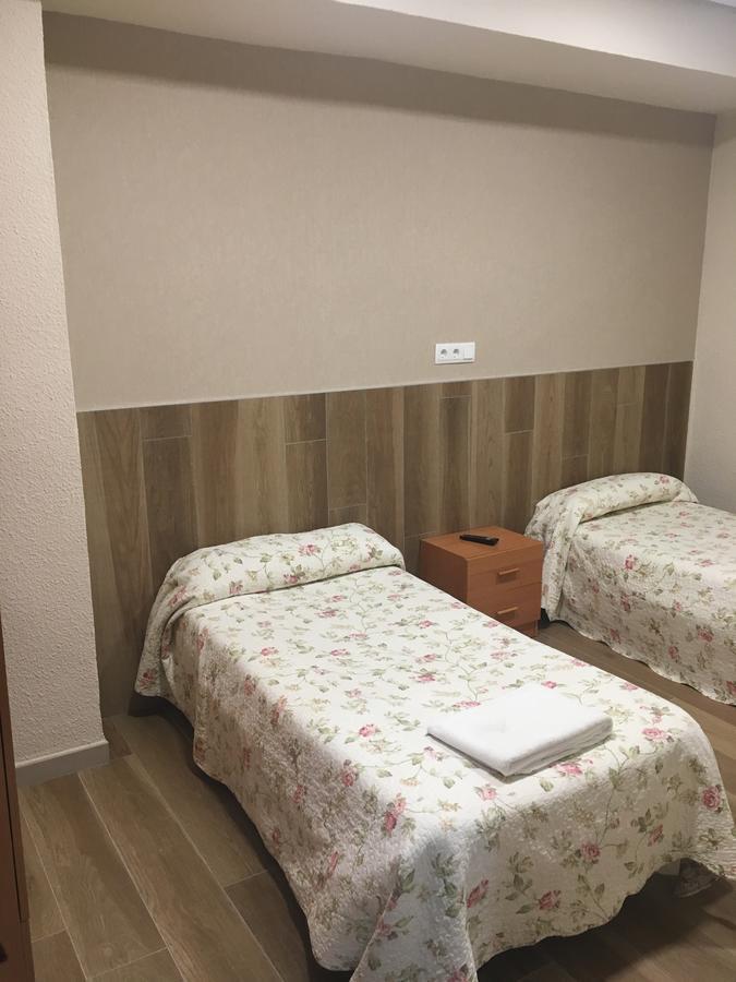 Pension Blanquita Logrono Bagian luar foto