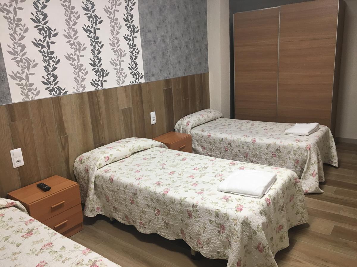 Pension Blanquita Logrono Bagian luar foto